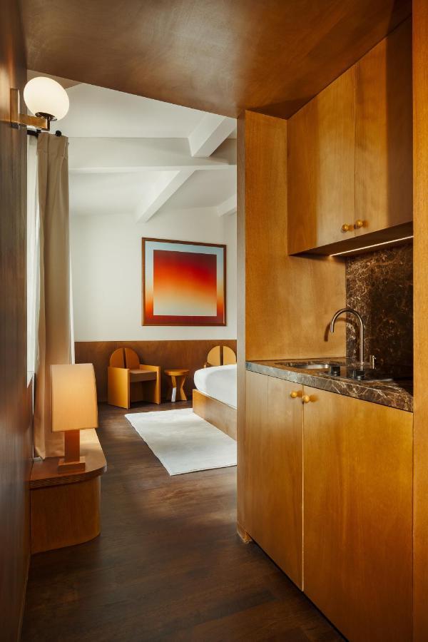 Edgar Suites - Bouchardon Paris Exterior photo